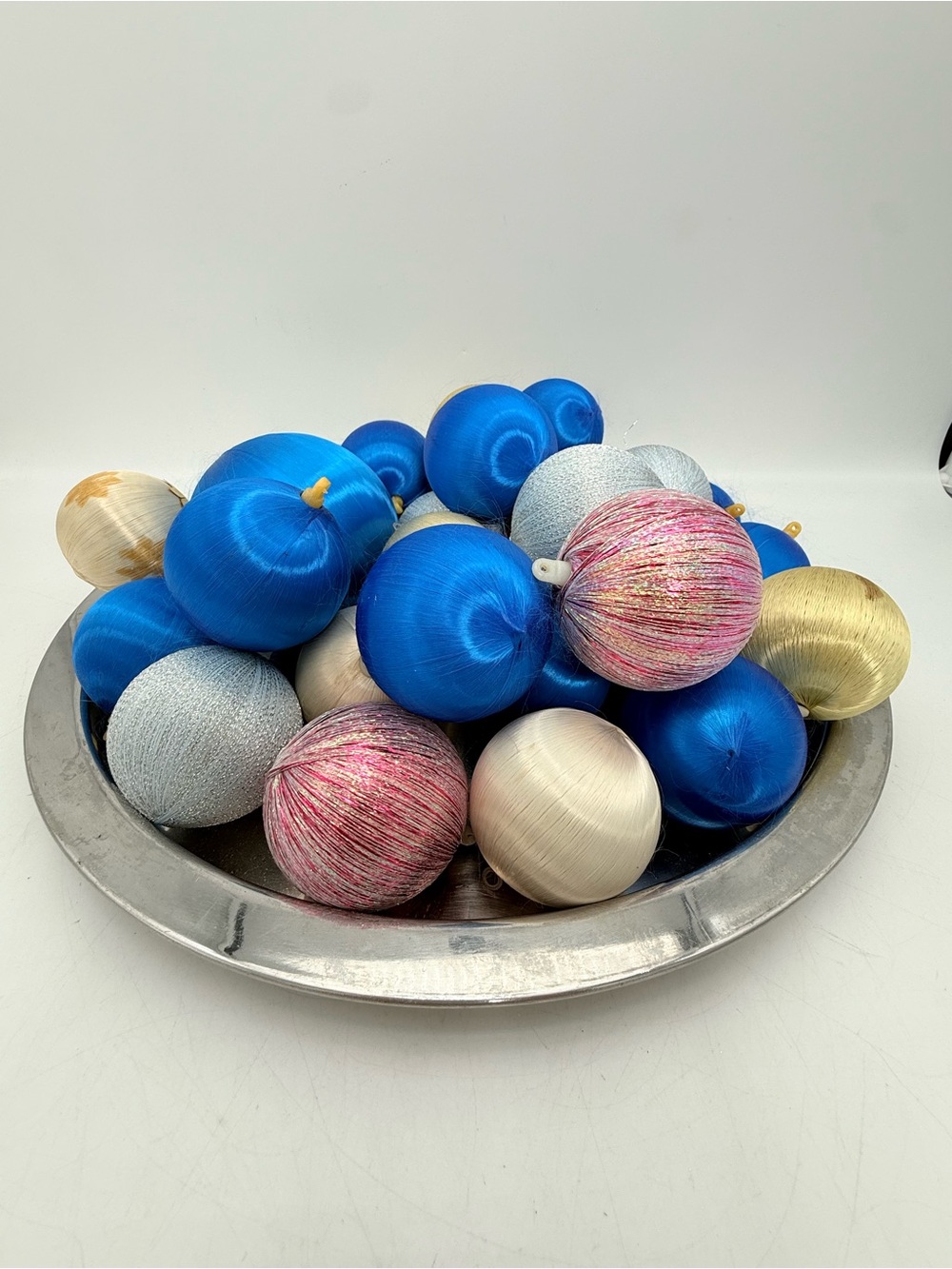 30 pcs | Vintage thread Christmas tree Ornaments - Xmas satin balls ornaments